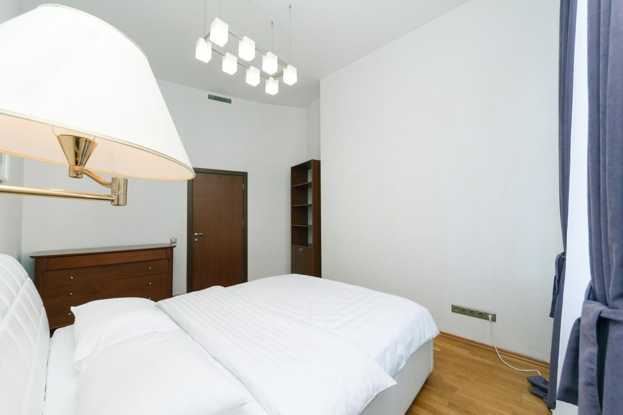 Lux Near Maidan, Khreschutyk 3Br Apartment Kiev Luaran gambar