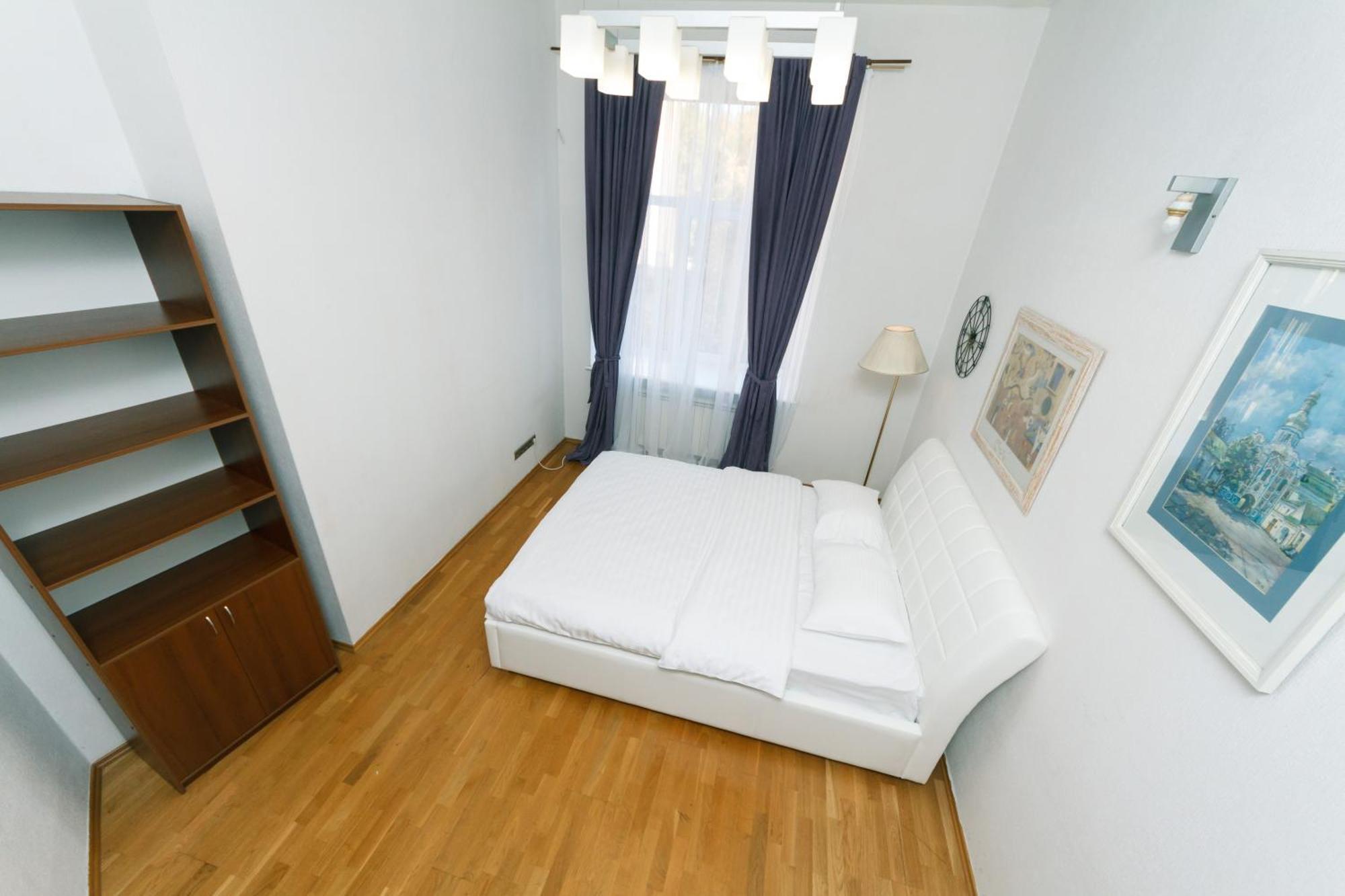 Lux Near Maidan, Khreschutyk 3Br Apartment Kiev Luaran gambar