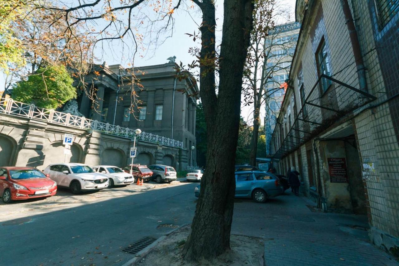 Lux Near Maidan, Khreschutyk 3Br Apartment Kiev Luaran gambar
